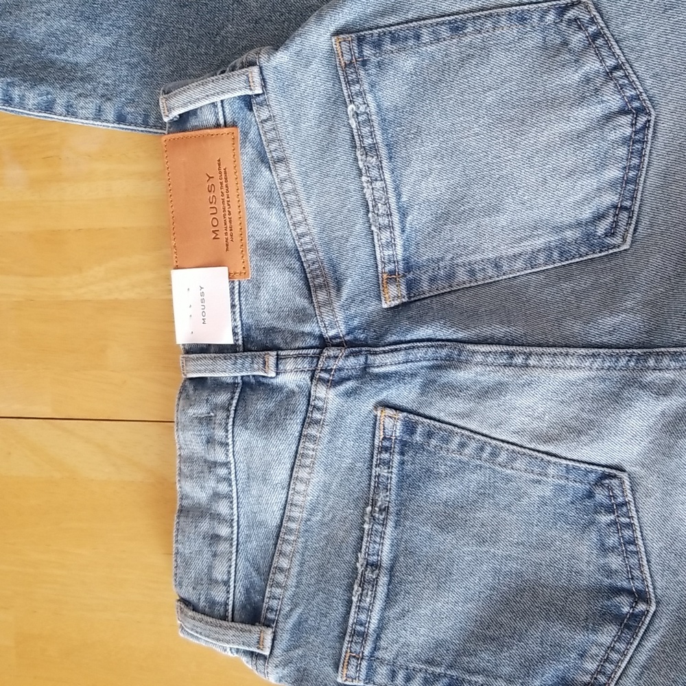 MOUSSY Flare Jeans - Picture 11 of 12